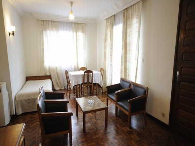 Ivotel Antananarivo Bagian luar foto