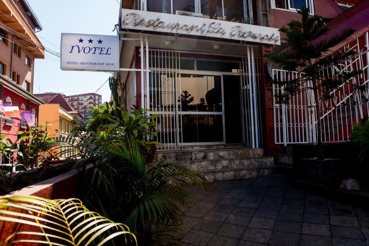 Ivotel Antananarivo Bagian luar foto